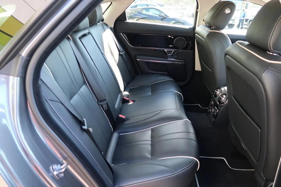 2019 Jaguar X351 XJ - Image 20 of 20