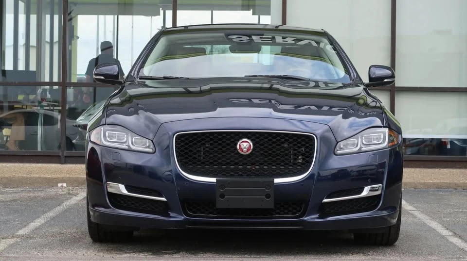 2019 Jaguar X351 XJ - Image 2 of 20