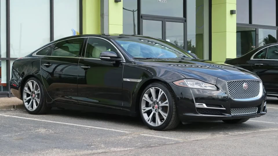 2019 Jaguar X351 XJ - Image 5 of 20