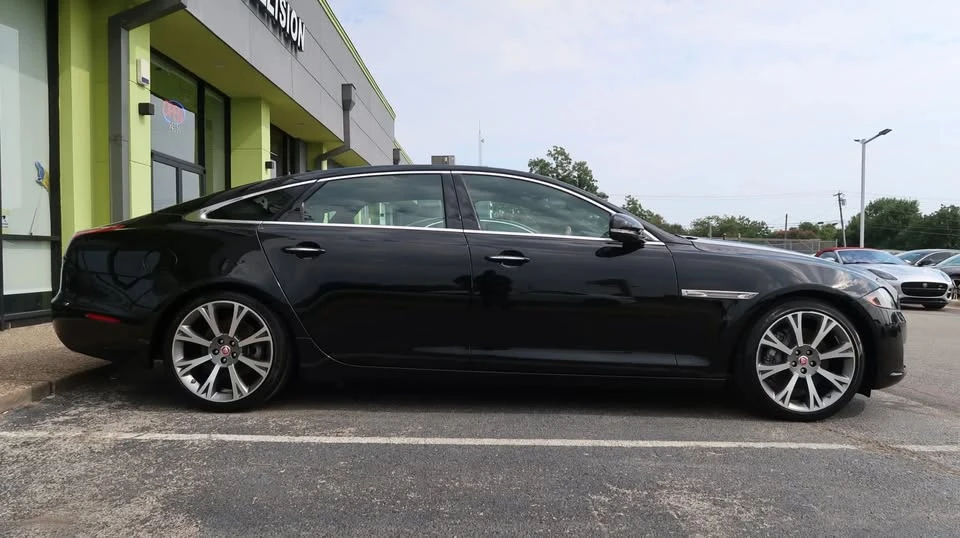 2019 Jaguar X351 XJ - Image 8 of 20