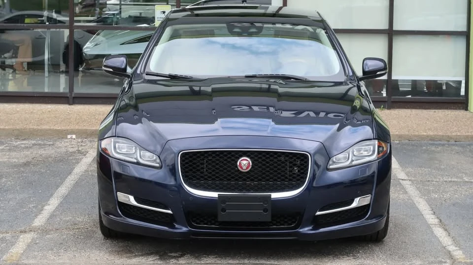 2019 Jaguar X351 XJ - Image 4 of 20