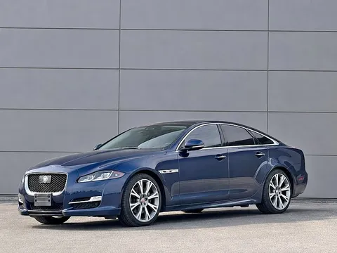 2019 Jaguar XJ R-Sport