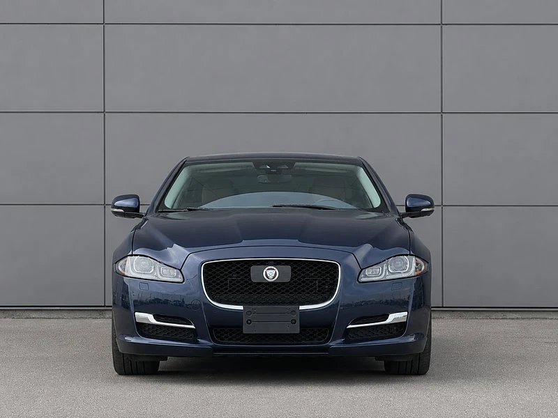 2019 Jaguar X351 XJ - Image 2 of 8