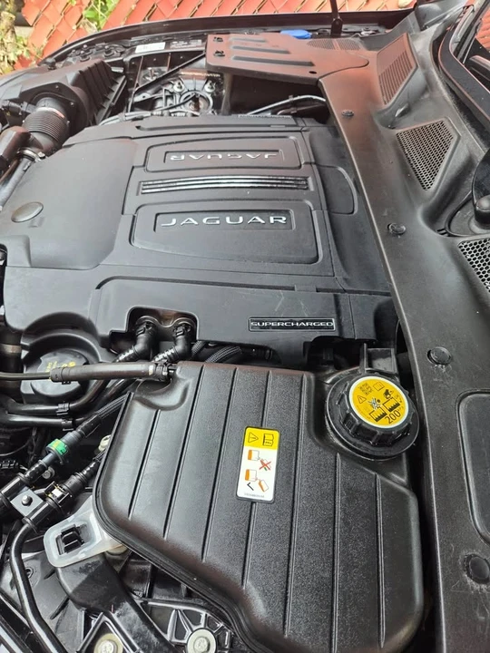 2019 Jaguar X351 XJ - Image 7 of 11