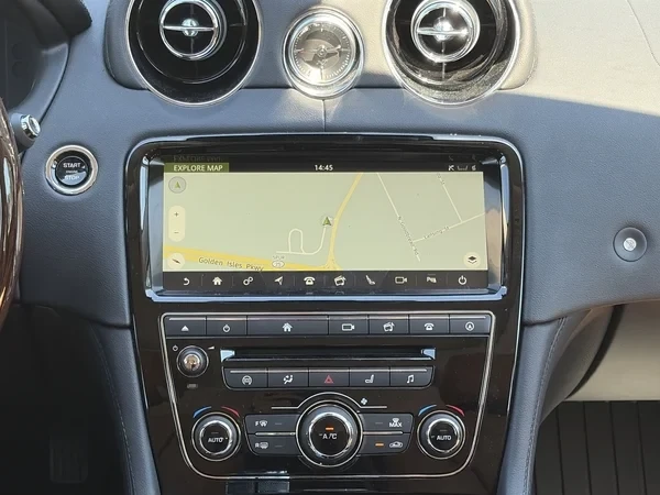 2019 Jaguar X351 XJR - Image 3 of 11