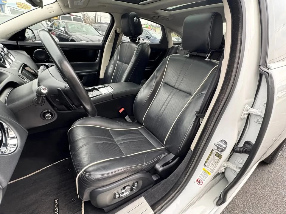 2019 Jaguar X351 XJ - Image 15 of 19