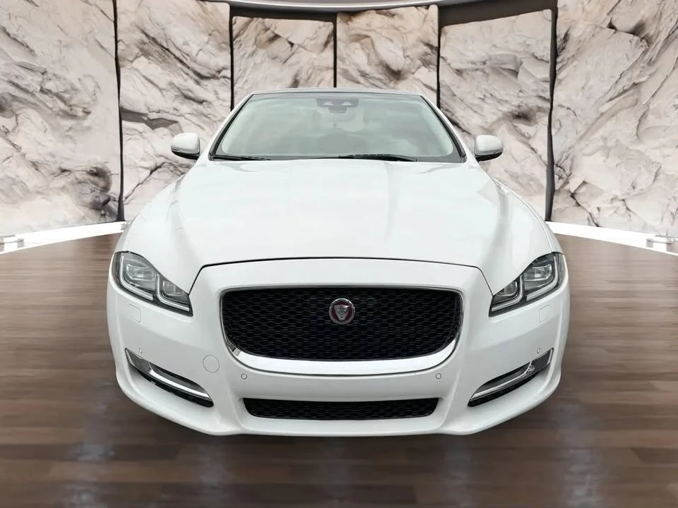 2019 Jaguar X351 XJ - Image 2 of 19