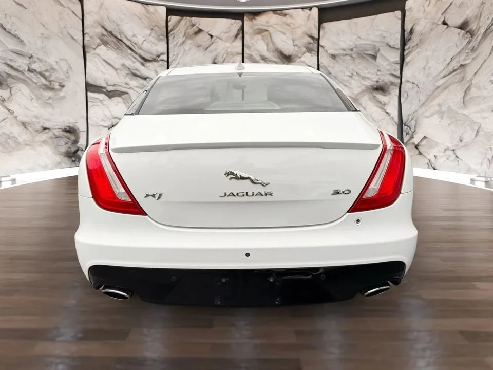 2019 Jaguar X351 XJ - Image 6 of 19