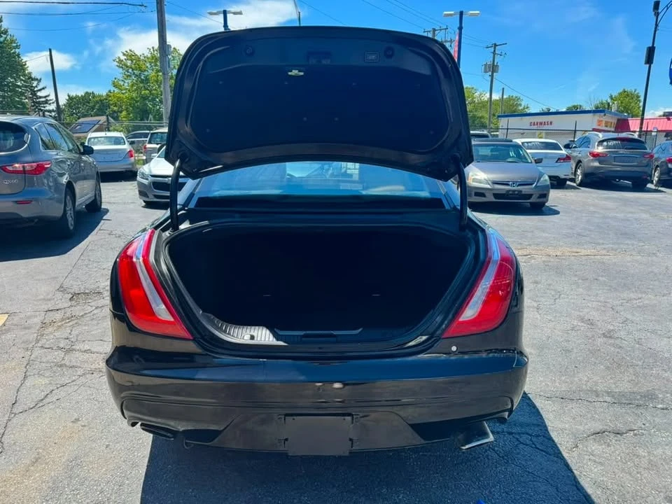 2019 Jaguar X351 XJ - Image 4 of 13