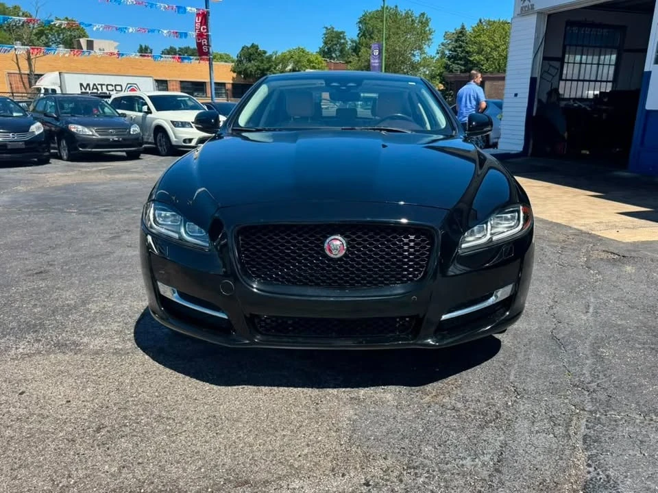 2019 Jaguar X351 XJ - Image 2 of 13