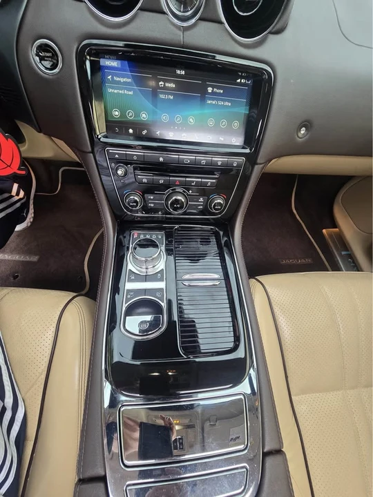 2019 Jaguar X351 XJ - Image 8 of 14