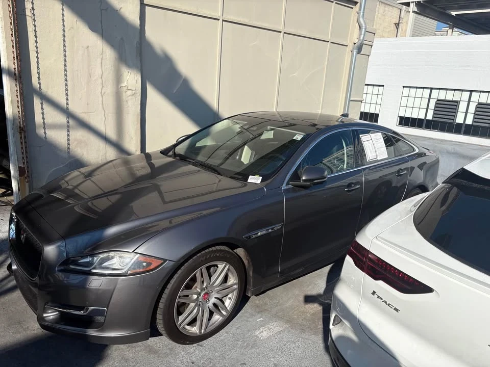 2019 Jaguar X351 XJ - Image 2 of 2