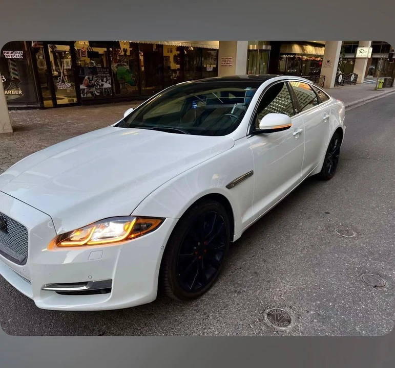 2019 Jaguar X351 XJ - Image 4 of 5