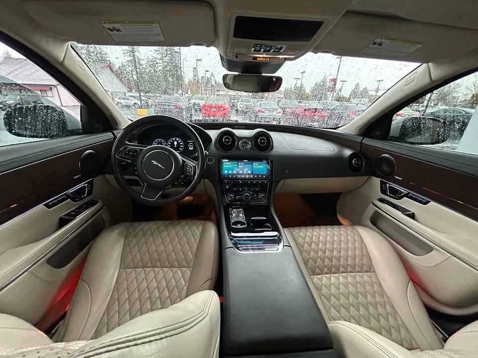 2019 Jaguar X351 XJ - Image 3 of 4