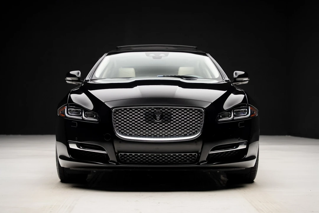 2019 Jaguar X351 XJR - Image 6 of 12