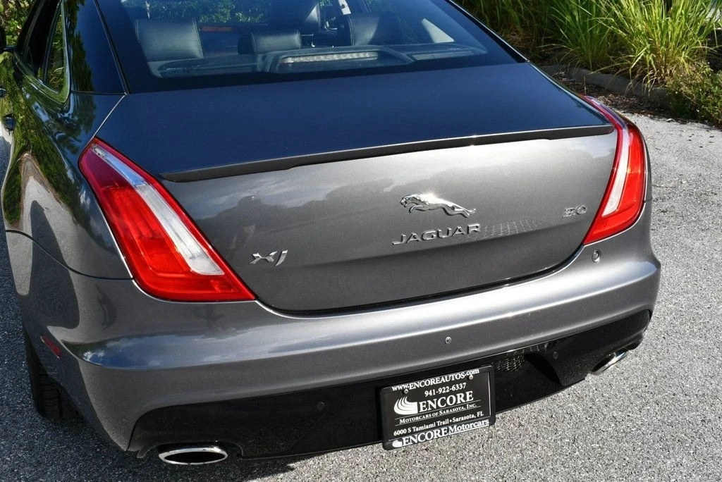 2019 Jaguar X351 XJ - Image 10 of 12