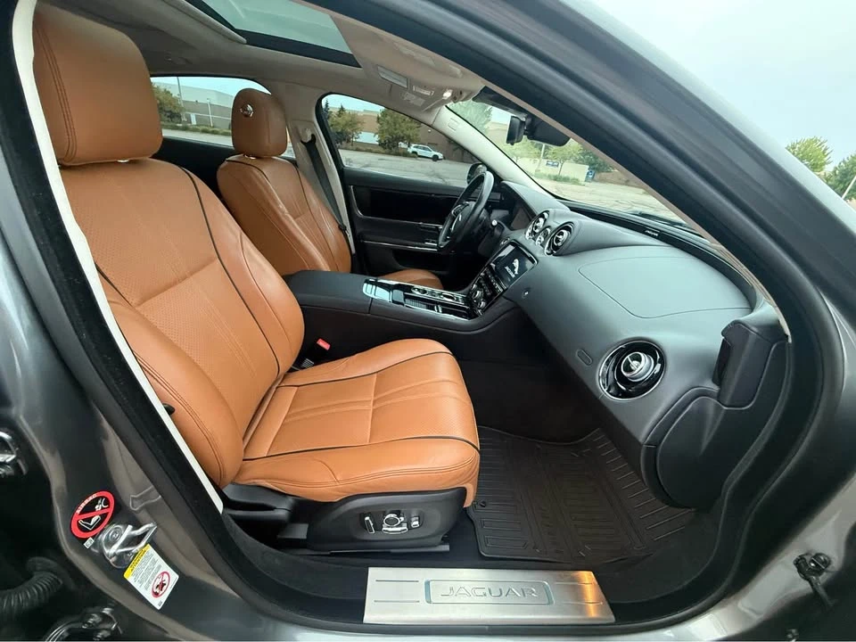 2019 Jaguar X351 XJ - Image 16 of 20