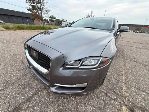 2019 Jaguar XJ XJ R-Sport Sedan 4D