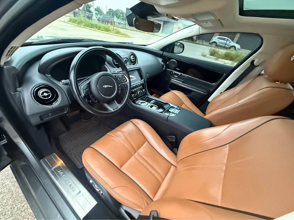 2019 Jaguar X351 XJ - Image 9 of 20