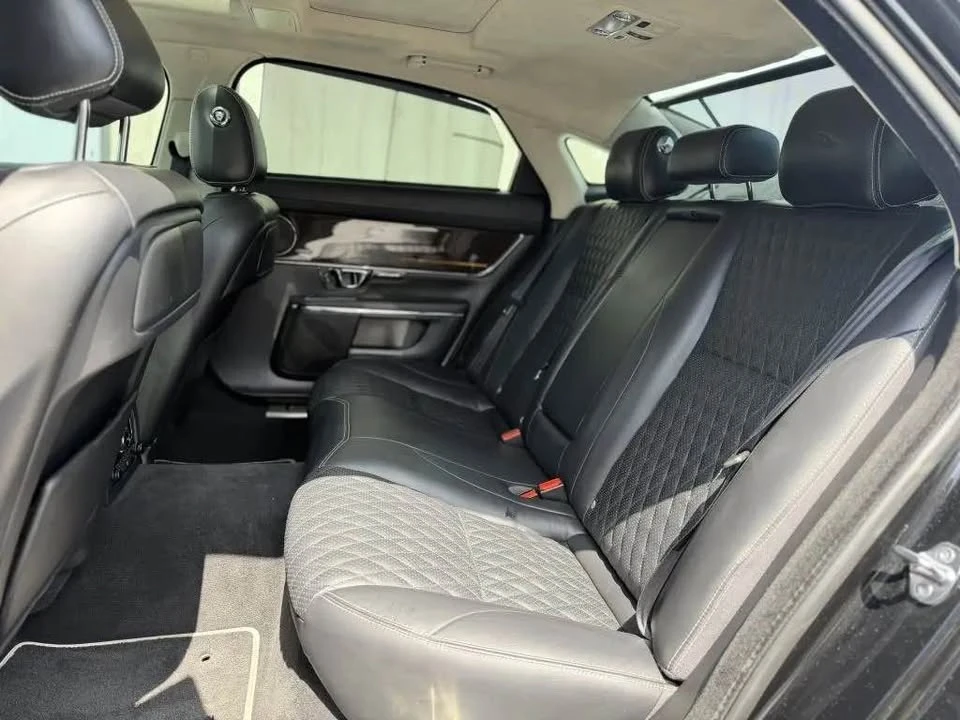 2019 Jaguar X351 XJR - Image 9 of 18
