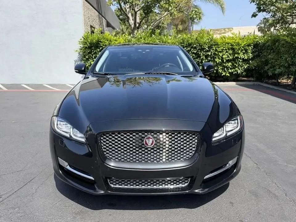 2019 Jaguar X351 XJR - Image 2 of 18