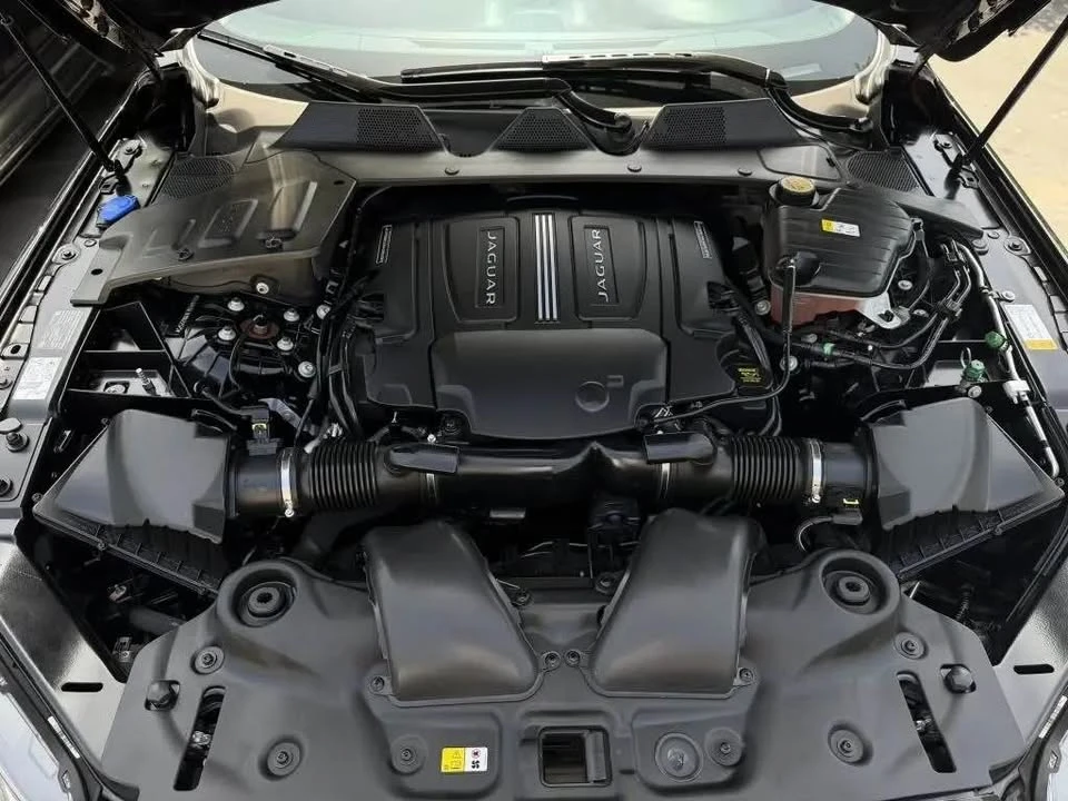 2019 Jaguar X351 XJR - Image 18 of 18