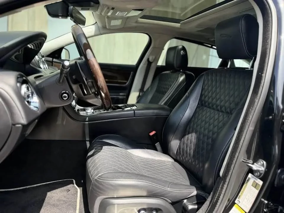2019 Jaguar X351 XJR - Image 8 of 18
