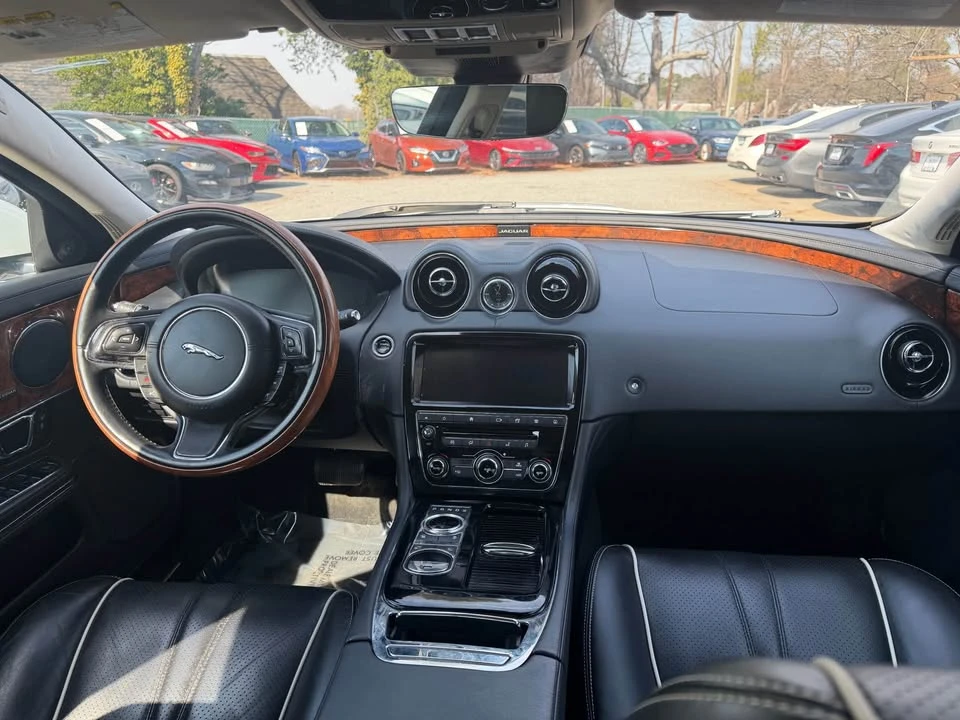 2019 Jaguar X351 XJR - Image 10 of 20