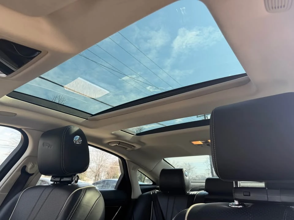 2019 Jaguar X351 XJR - Image 12 of 20