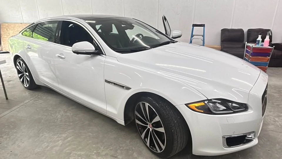 2019 Jaguar X351 XJ - Image 9 of 9