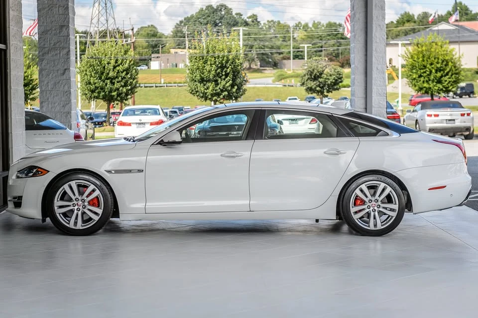 2019 Jaguar X351 XJ - Image 20 of 20