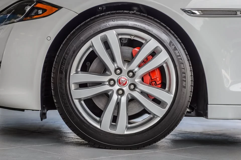 2019 Jaguar X351 XJ - Image 5 of 20