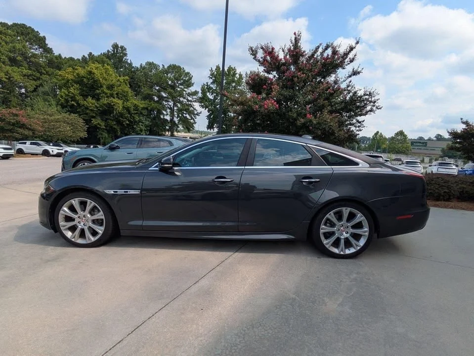 2019 Jaguar X351 XJR - Image 5 of 16