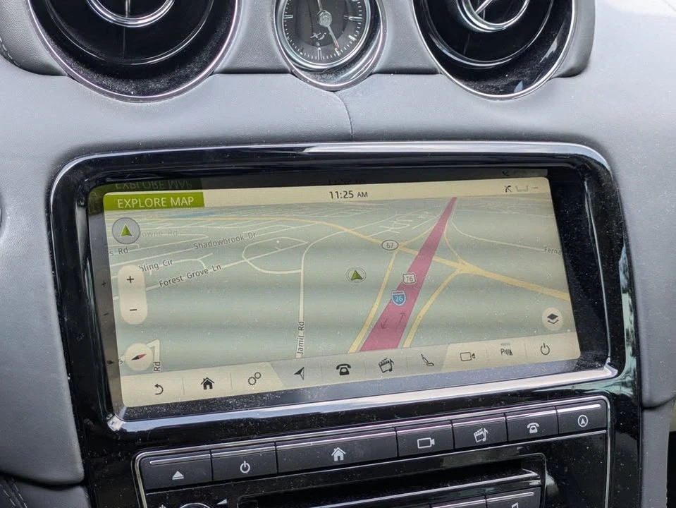 2019 Jaguar X351 XJR - Image 7 of 16