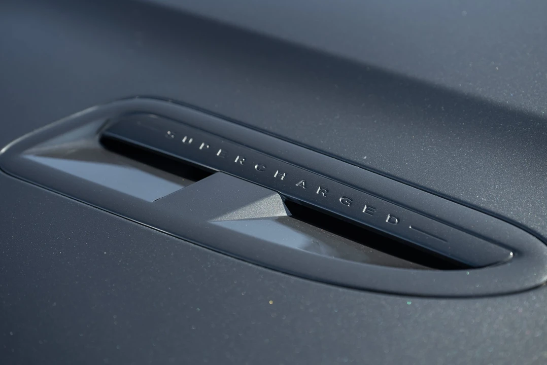 2019 Jaguar X351 XJR - Image 27 of 31