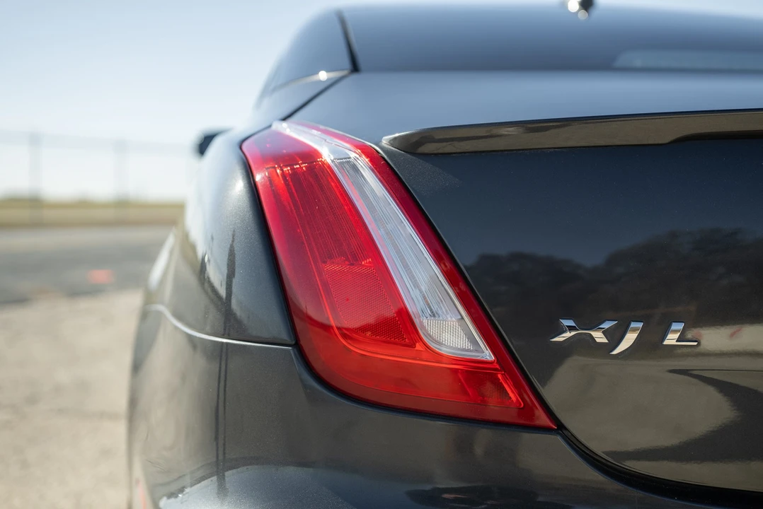 2019 Jaguar X351 XJR - Image 28 of 31