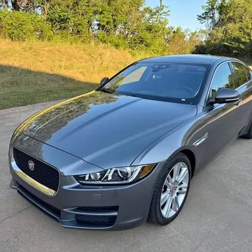 2019 Jaguar XE