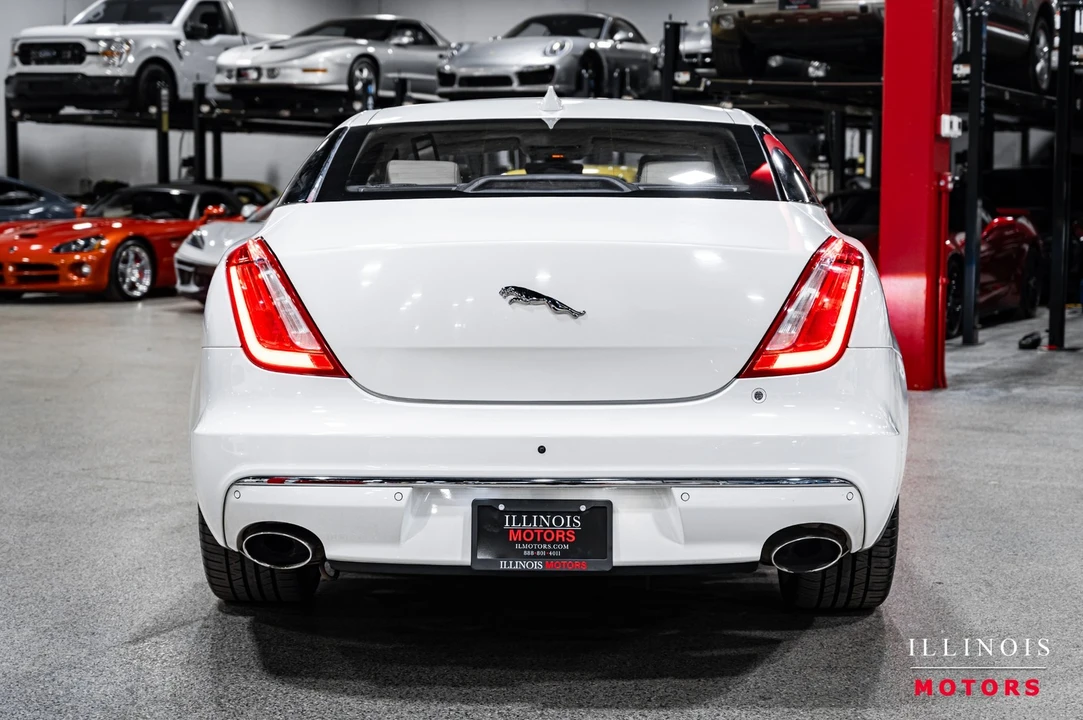 2019 Jaguar X351 XJ - Image 4 of 21