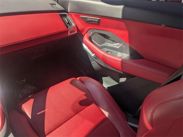 2019 Jaguar E-Pace - Image 14 of 19