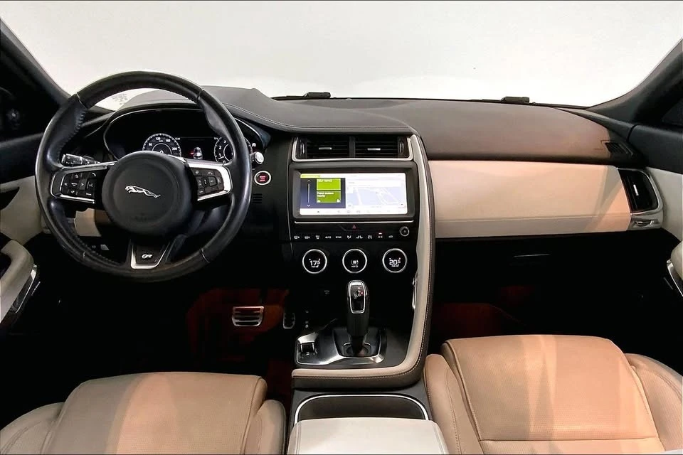 2019 Jaguar E-Pace - Image 10 of 20