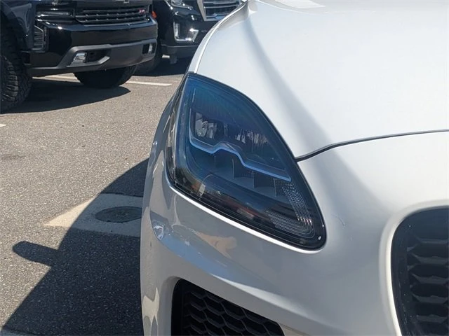2019 Jaguar E-Pace - Image 7 of 19