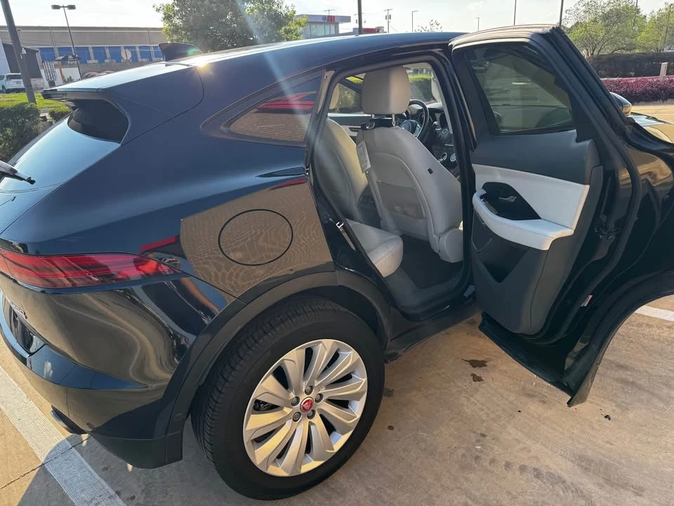 2019 Jaguar E-Pace - Image 16 of 18
