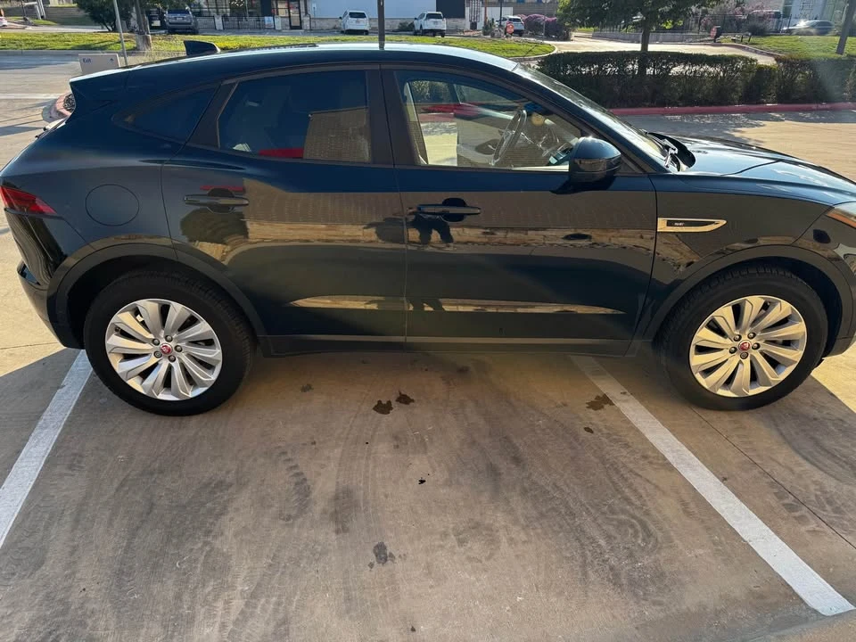2019 Jaguar E-Pace - Image 7 of 16