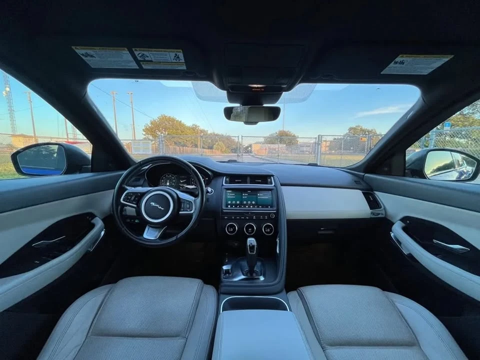 2019 Jaguar E-Pace - Image 7 of 10