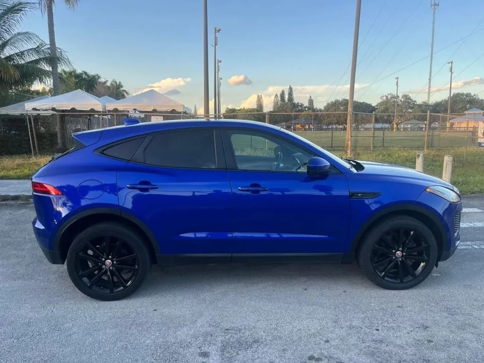 2019 Jaguar E-Pace - Image 3 of 10