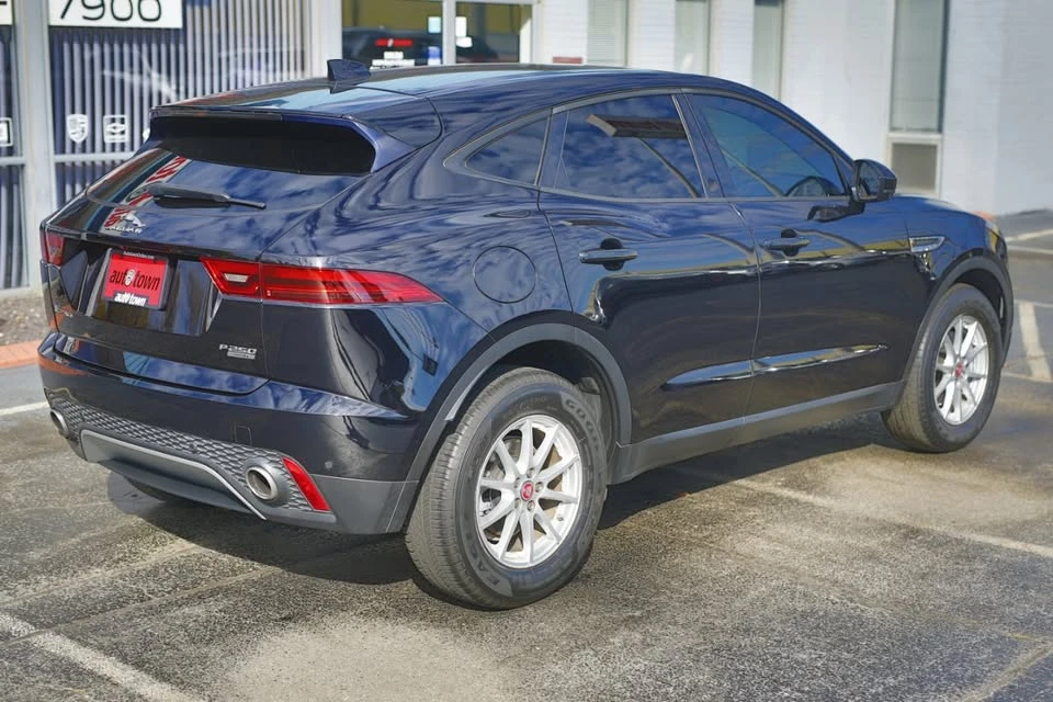 2019 Jaguar E-Pace - Image 17 of 19