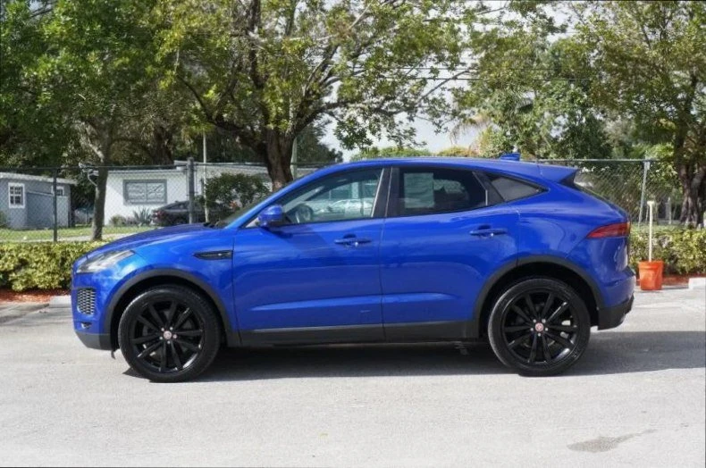 2019 Jaguar E-Pace - Image 4 of 19