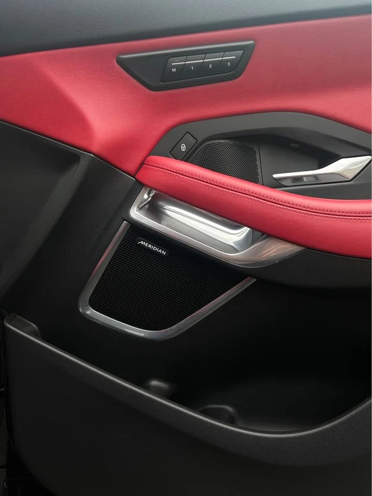 2019 Jaguar E-Pace - Image 12 of 14