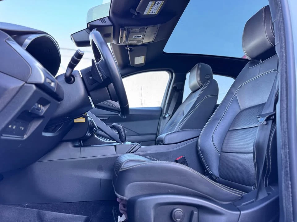 2019 Jaguar E-Pace - Image 4 of 14