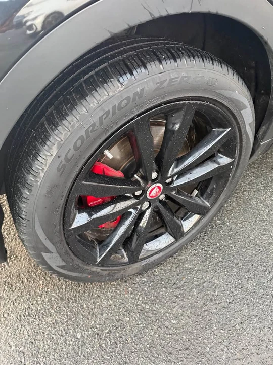 2019 Jaguar E-Pace - Image 11 of 11